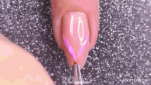 Feminine nail-art inspiration