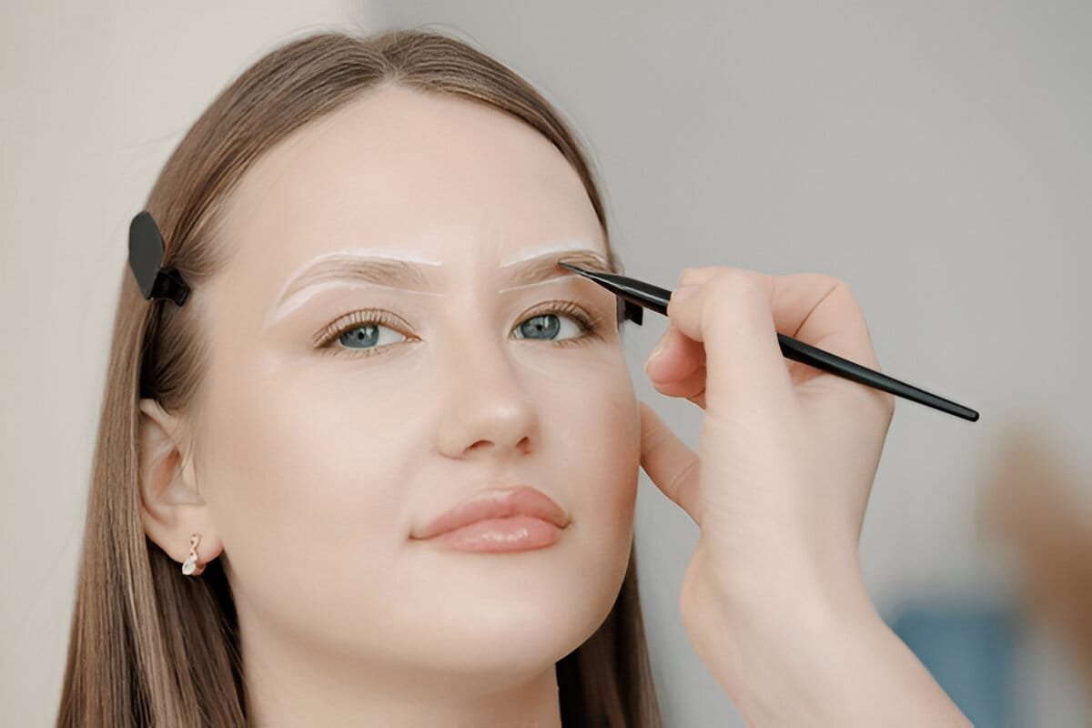 Close view of shaped brows and eyebrow pencil work